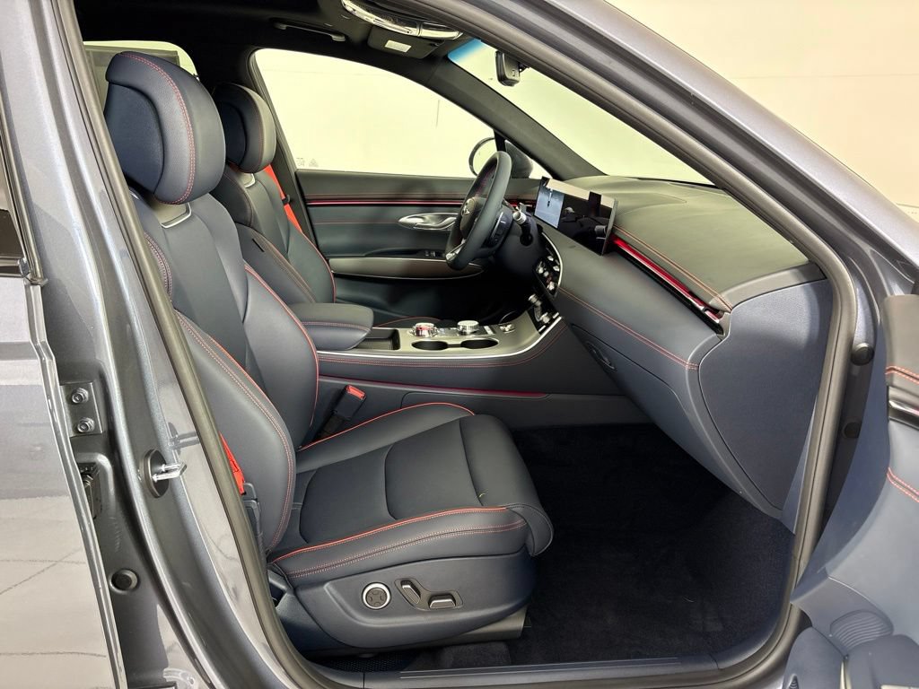 New 2027 Genesis GV70 2.5T Sport Prestige w/ Tow Package AWD/4WD image 12