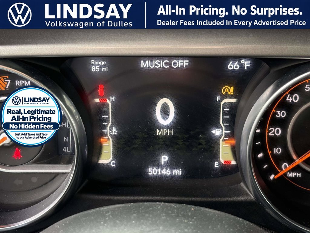 Used 2019 Jeep Wrangler Unlimited Sahara AWD/4WD image 26