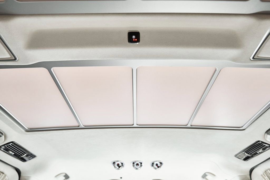 Used 2021 Mercedes-Benz Metris Passenger w/ Premium Safety Package image 65