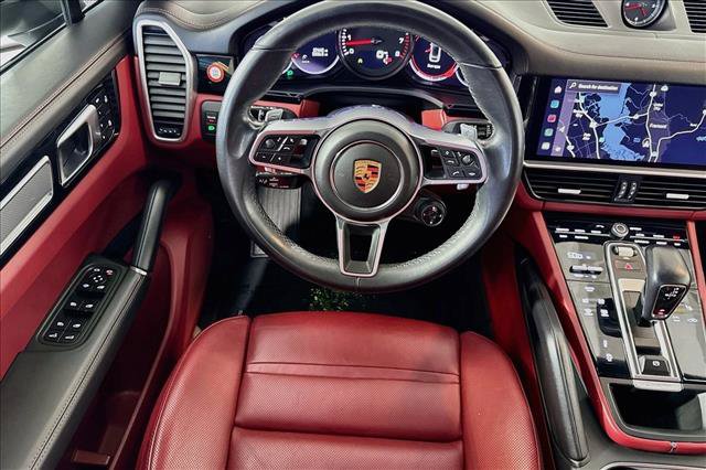 Used 2023 Porsche Cayenne Coupe AWD/4WD image 21