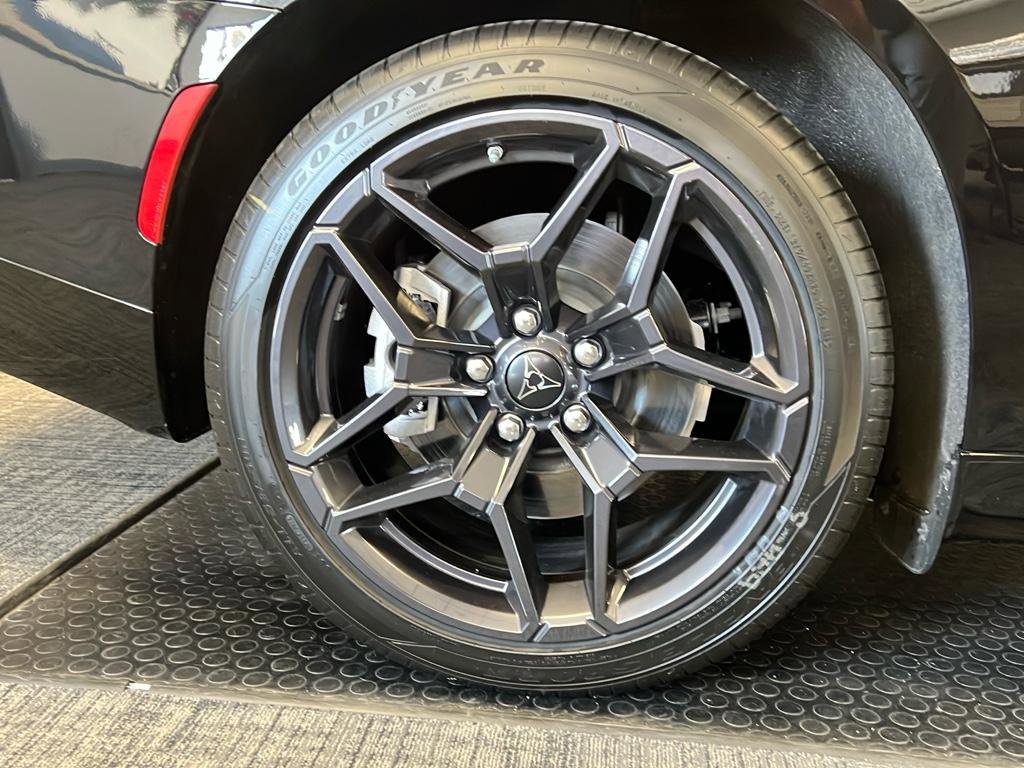 Used 2024 Dodge Charger R/T w/ Plus Group image 28