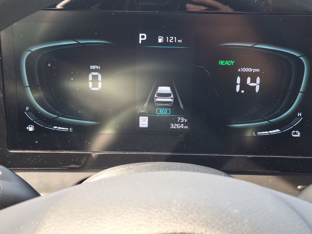 Used 2025 Kia Sportage LX image 15