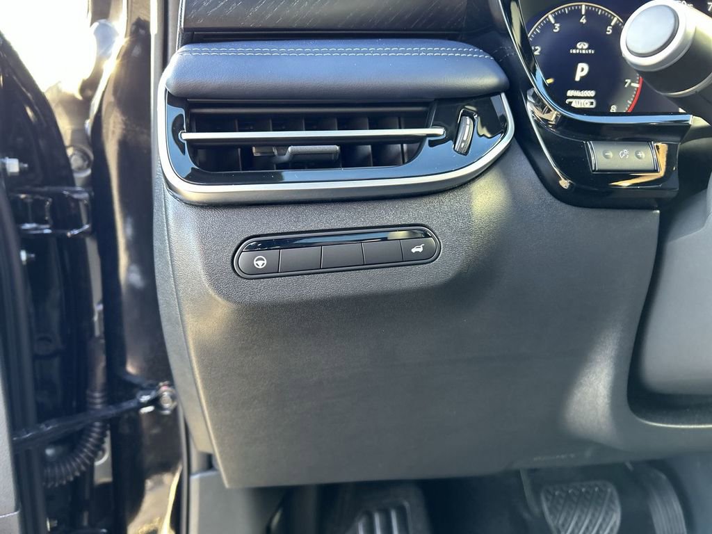 Certified 2026 INFINITI QX60 Sport w/ Dark Cargo Package image 17