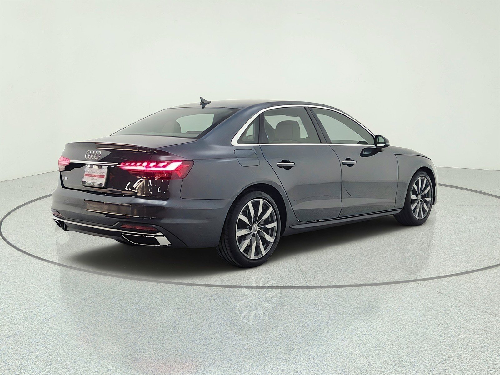 Used 2020 Audi A4 2.0T Premium Plus FWD image 5