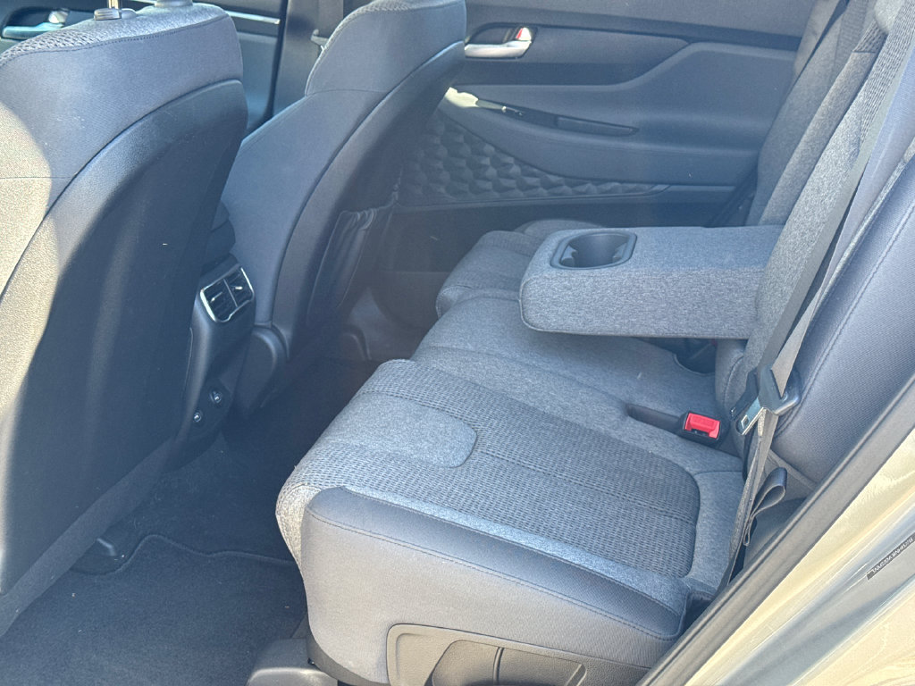 Used 2022 Hyundai Santa Fe SEL AWD/4WD image 15