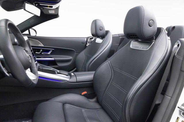 Used 2023 Mercedes-Benz SL 55 AMG 4MATIC image 8