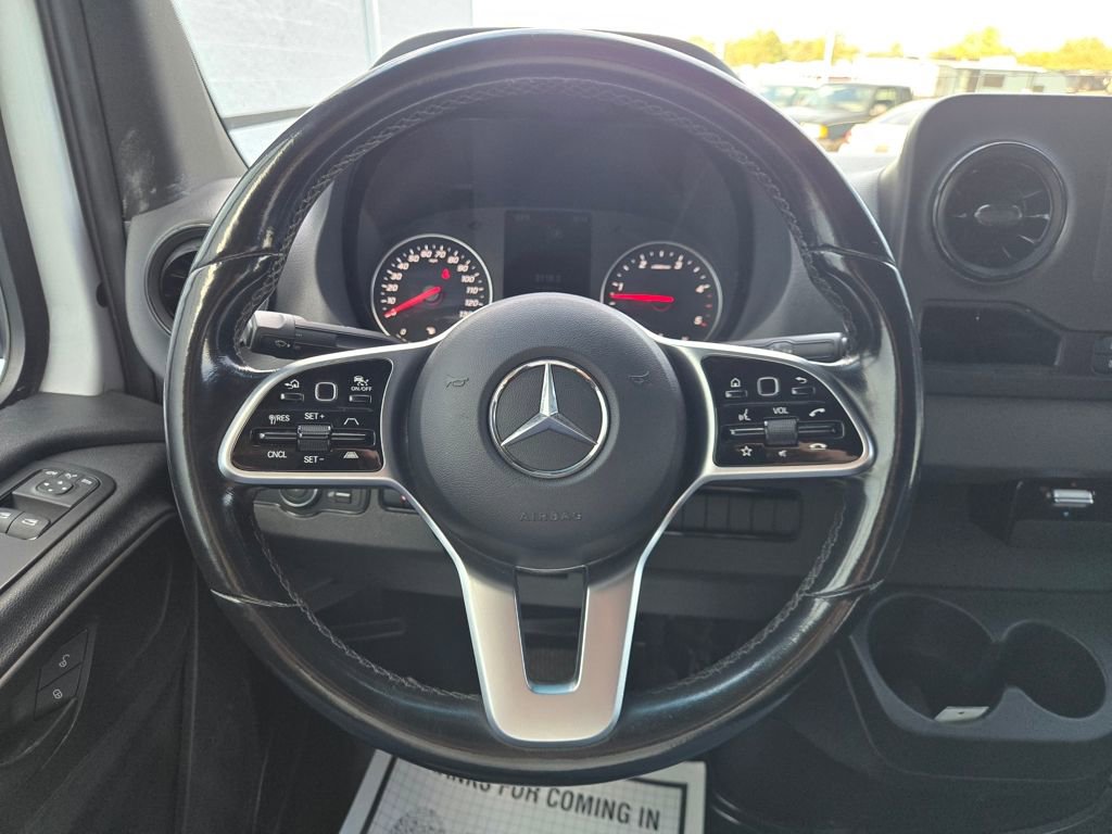 Used 2020 Mercedes-Benz Sprinter 3500 image 23