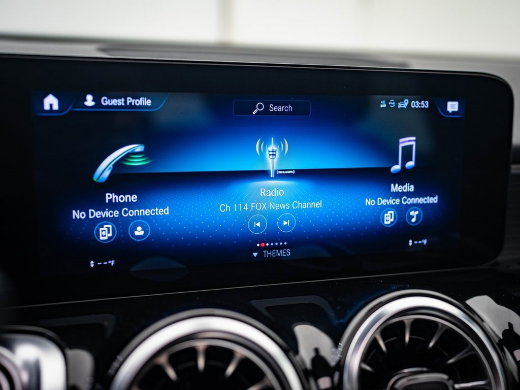 Certified 2022 Mercedes-Benz GLB 35 AMG 4MATIC image 29