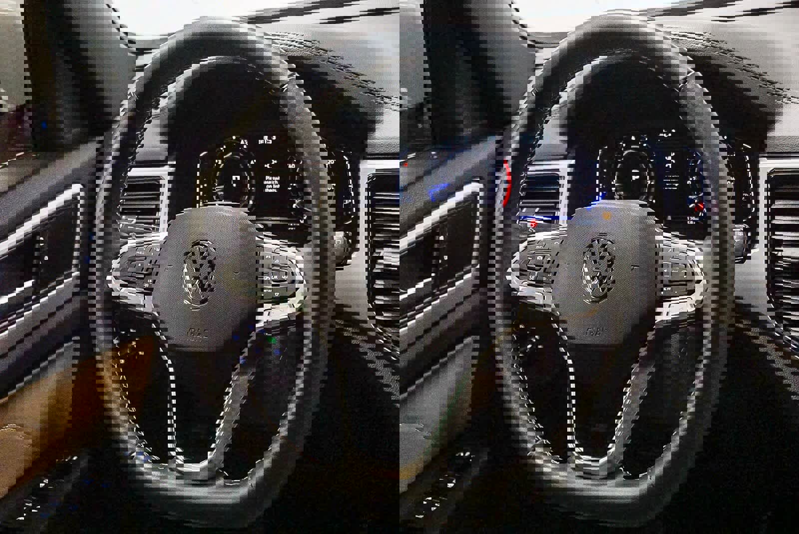 Used 2023 Volkswagen Atlas Cross Sport SE image 15