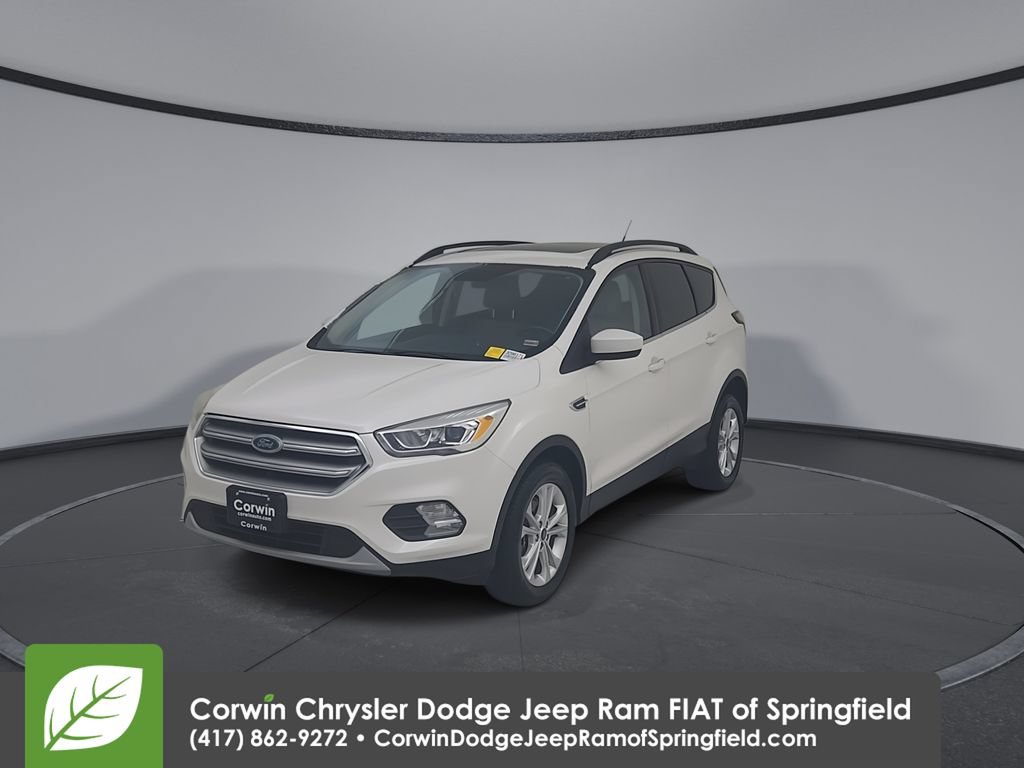 Used 2017 Ford Escape SE w/ SE Leather Comfort Package AWD/4WD image 6