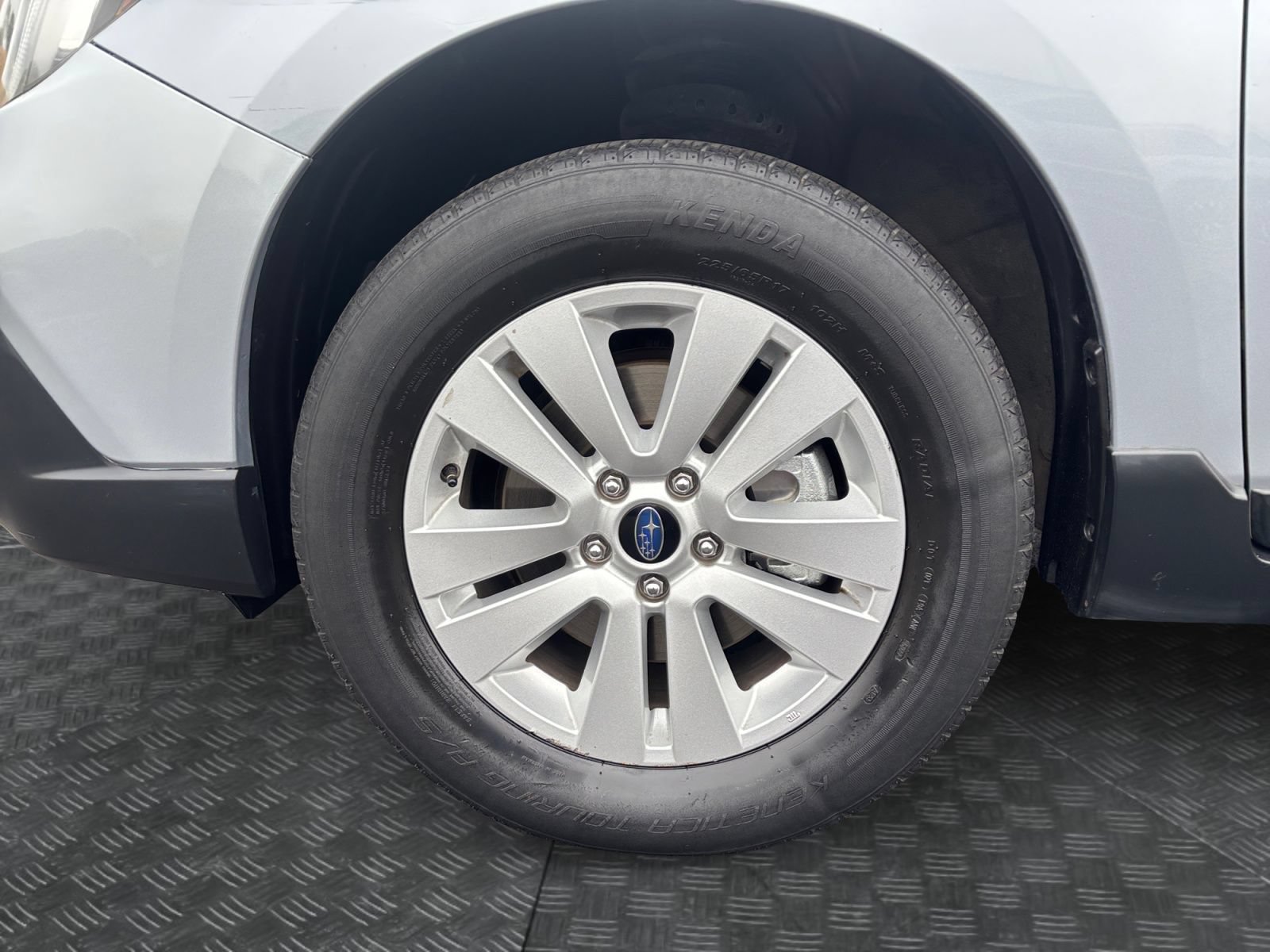 Used 2019 Subaru Outback 2.5i Premium AWD/4WD image 9