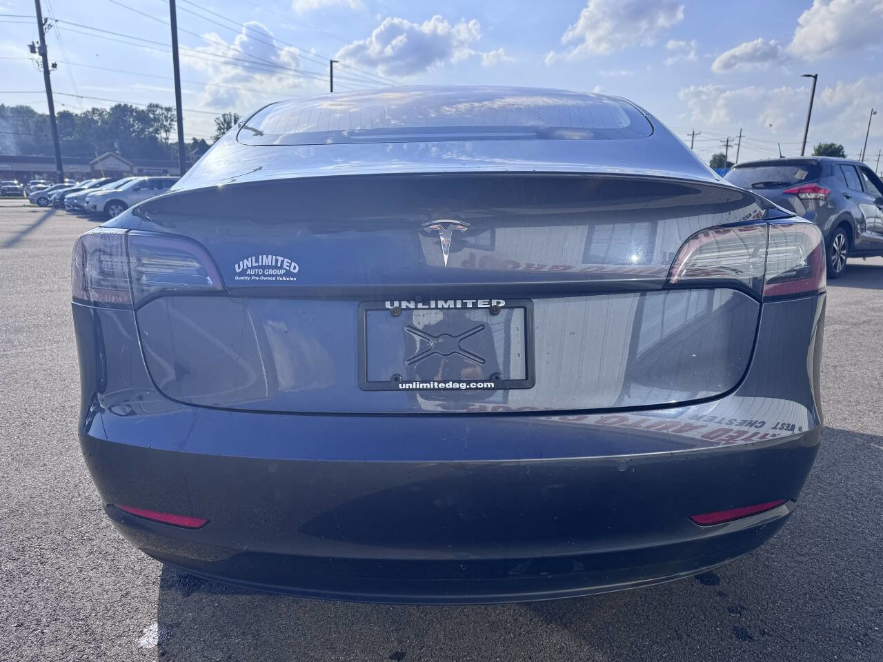 Used 2018 Tesla Model 3 Long Range RWD image 7