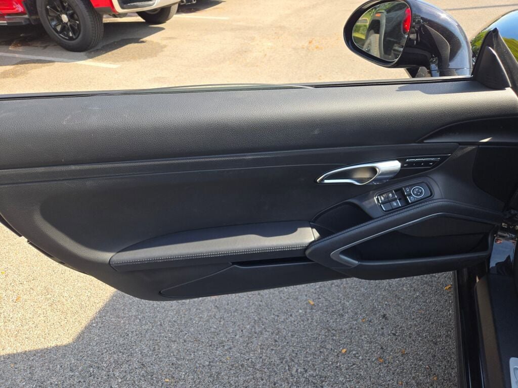 Used 2019 Porsche 911 Carrera S image 22