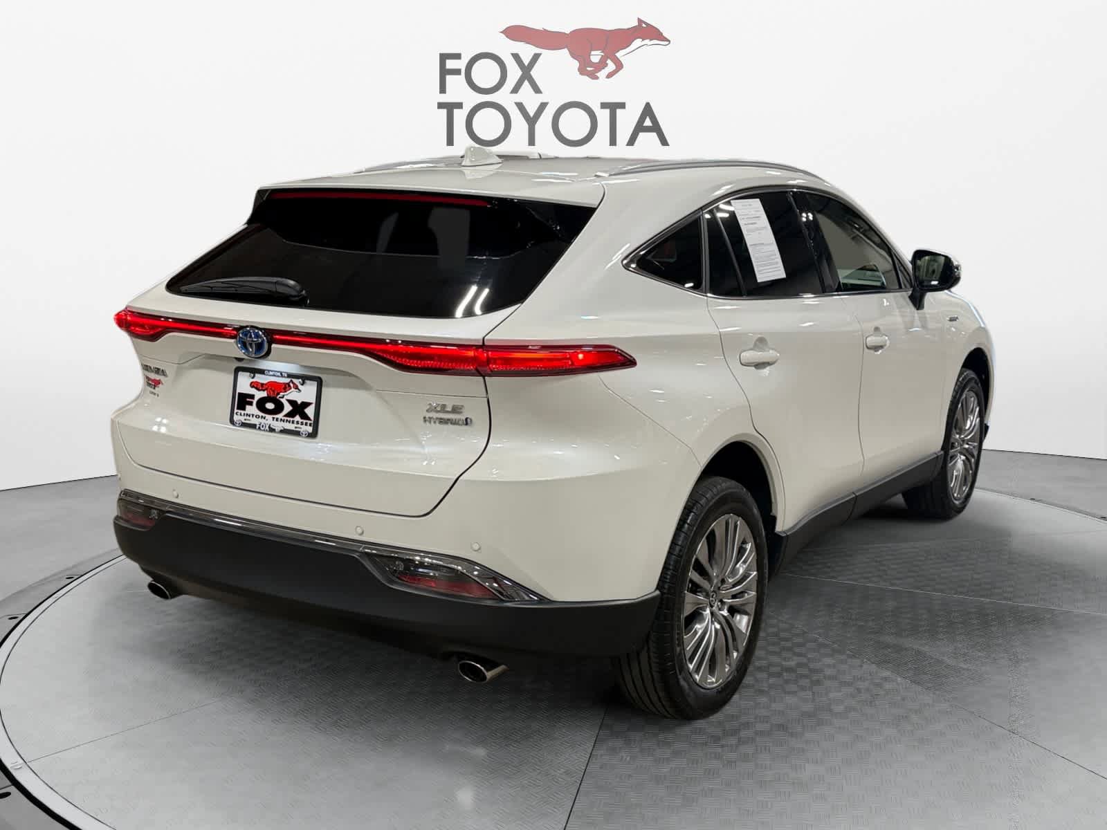 Used 2021 Toyota Venza XLE AWD/4WD image 6