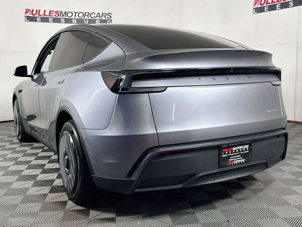Used 2026 Tesla Model Y Long Range AWD/4WD image 5