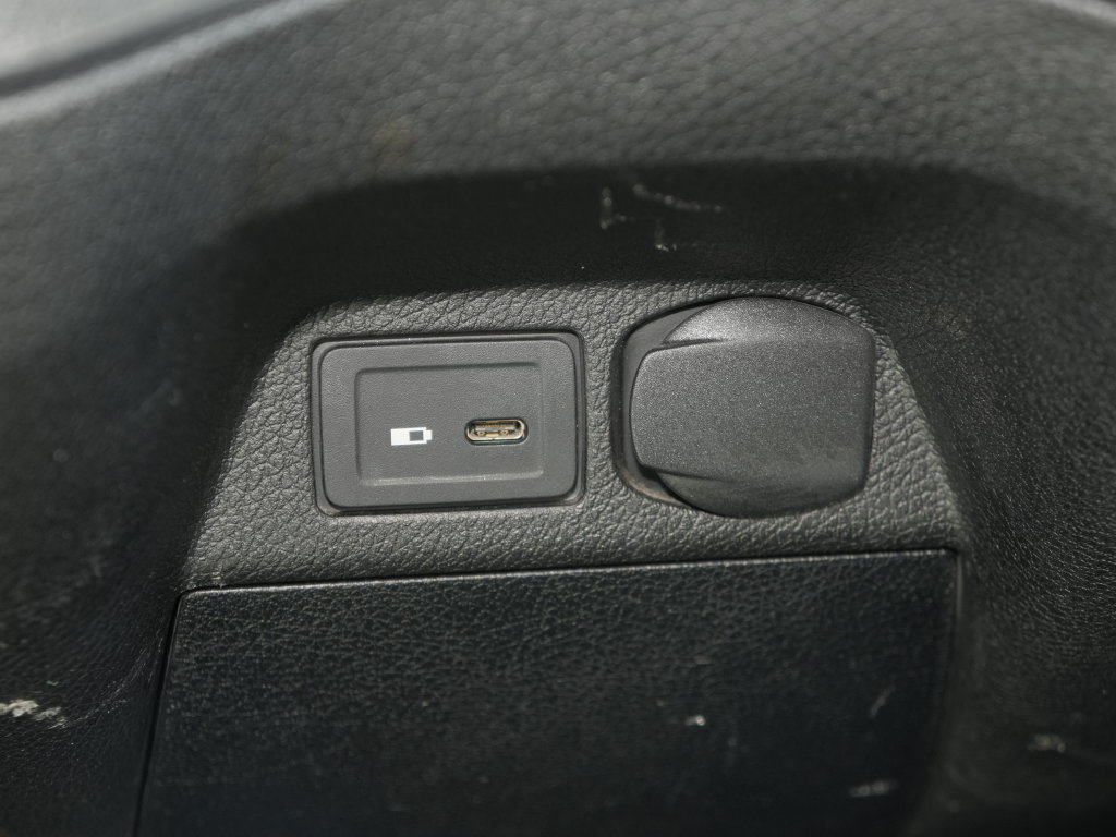 Used 2020 Mercedes-Benz Sprinter 2500 image 18