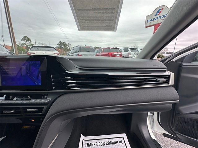 Used 2025 Toyota Camry LE image 16