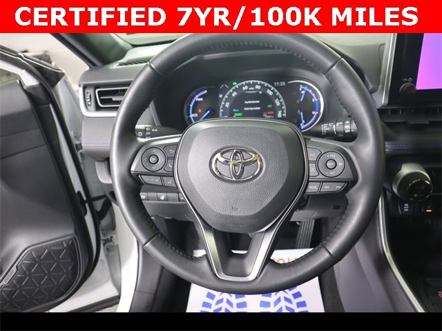 Used 2024 Toyota RAV4 SE image 21