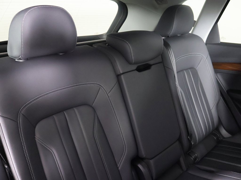 Used 2023 Audi Q5 2.0T Premium w/ Convenience Package image 33