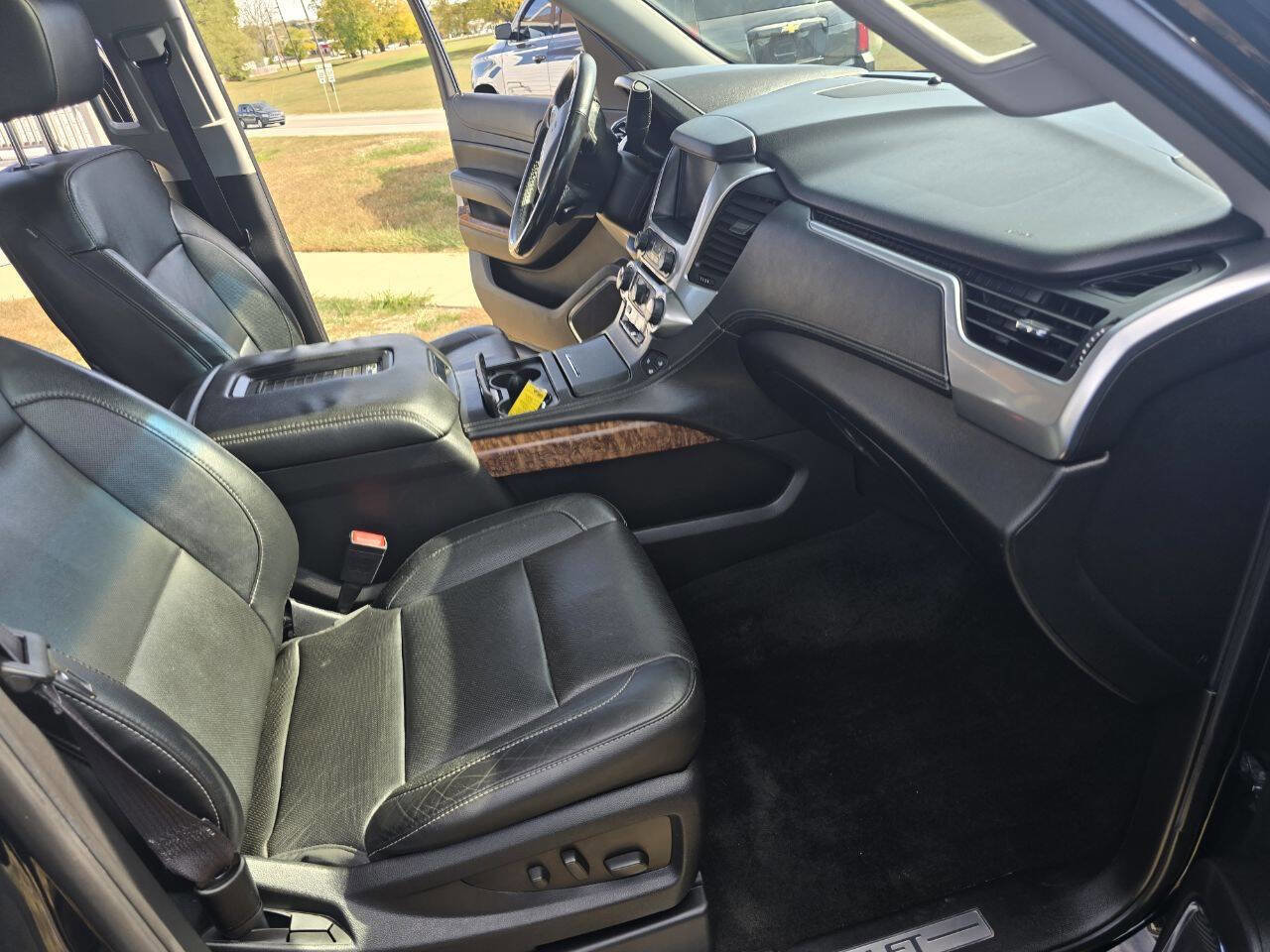 Used 2015 Chevrolet Tahoe LTZ image 14