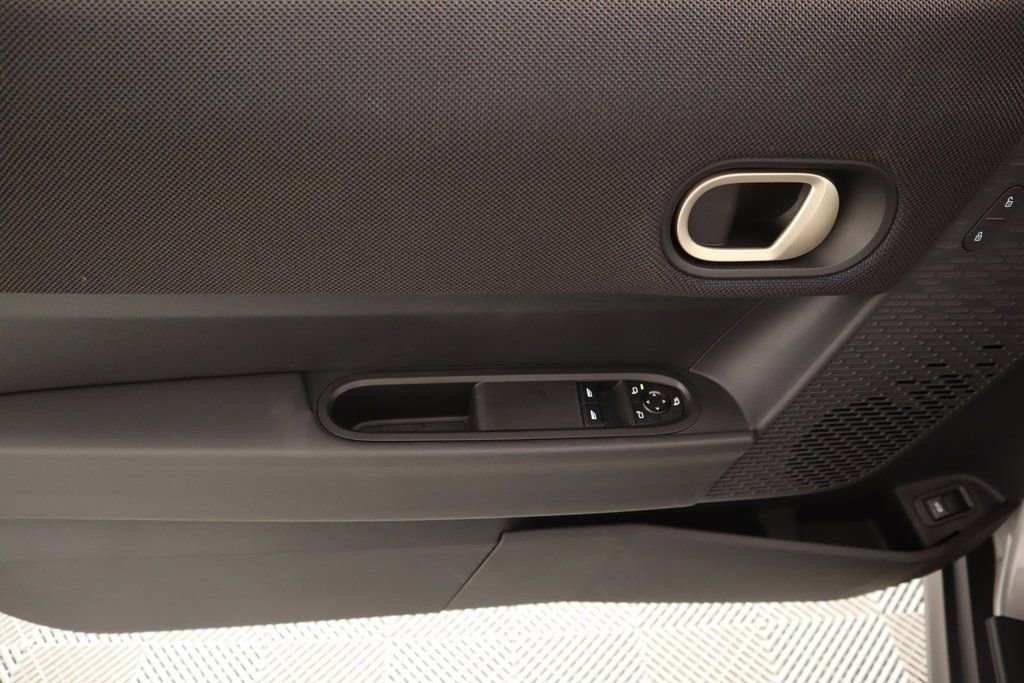 New 2025 MINI Cooper 2-Door Hardtop image 16