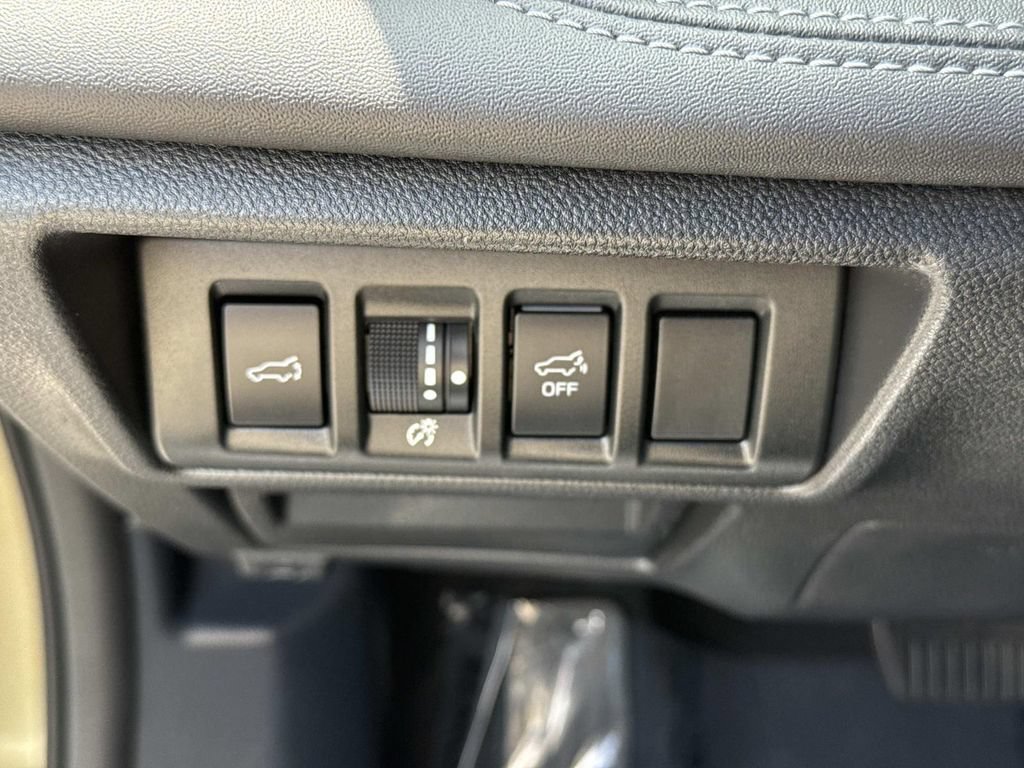 Used 2023 Subaru Outback Touring XT AWD/4WD image 46