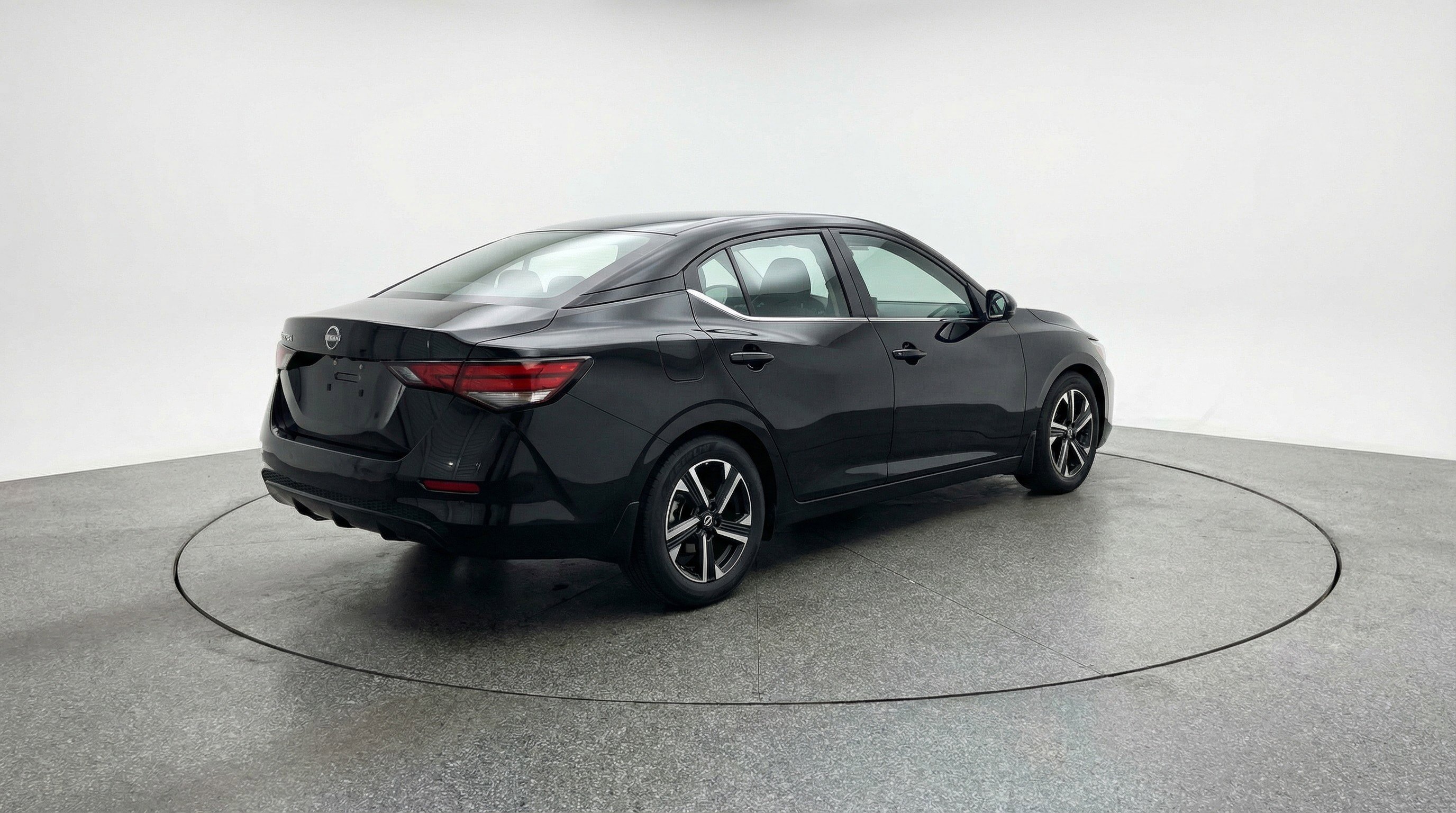 Used 2025 Nissan Sentra SV FWD image 9