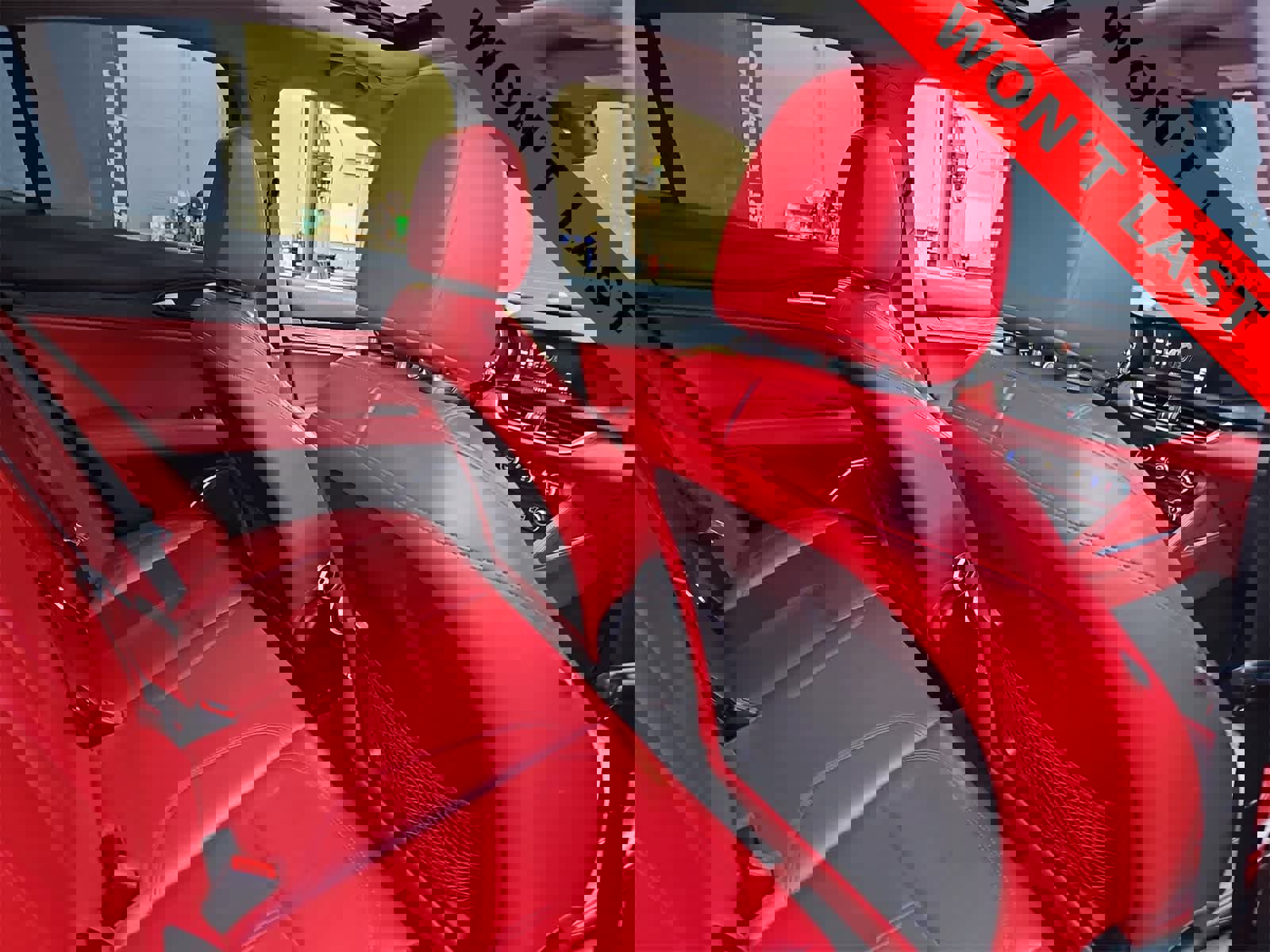 Used 2019 Alfa Romeo Stelvio w/ Nero Edizione image 15