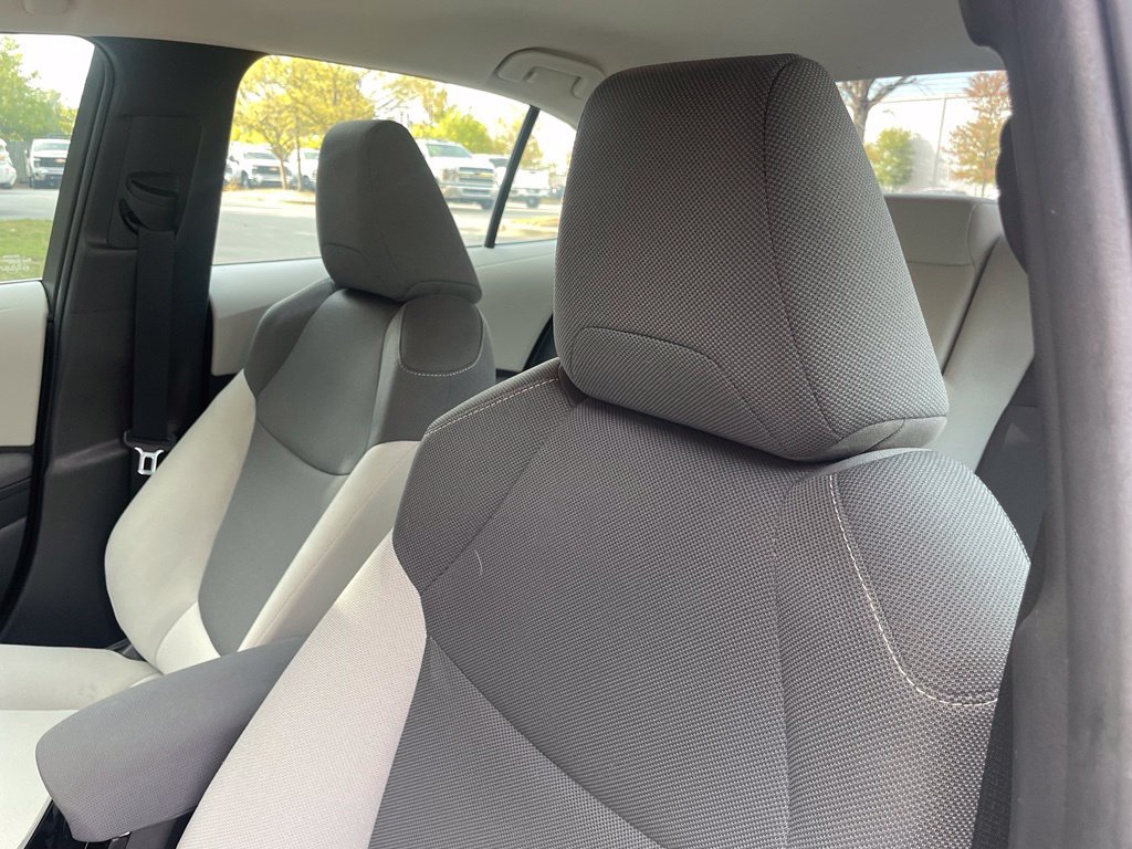 Used 2021 Toyota Corolla L FWD image 24