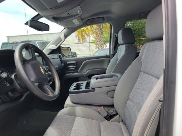 Used 2018 Chevrolet Silverado 1500 Custom w/ Custom Value Package image 5