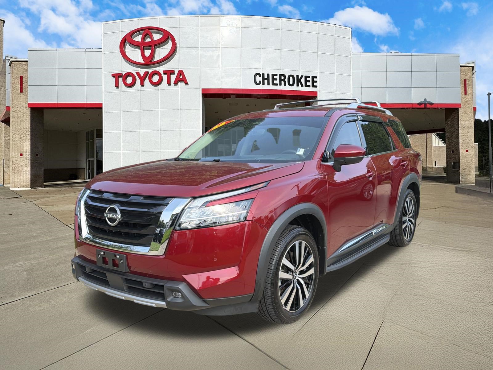 Used 2023 Nissan Pathfinder Platinum w/ Lighting Package (N93) AWD/4WD image 1