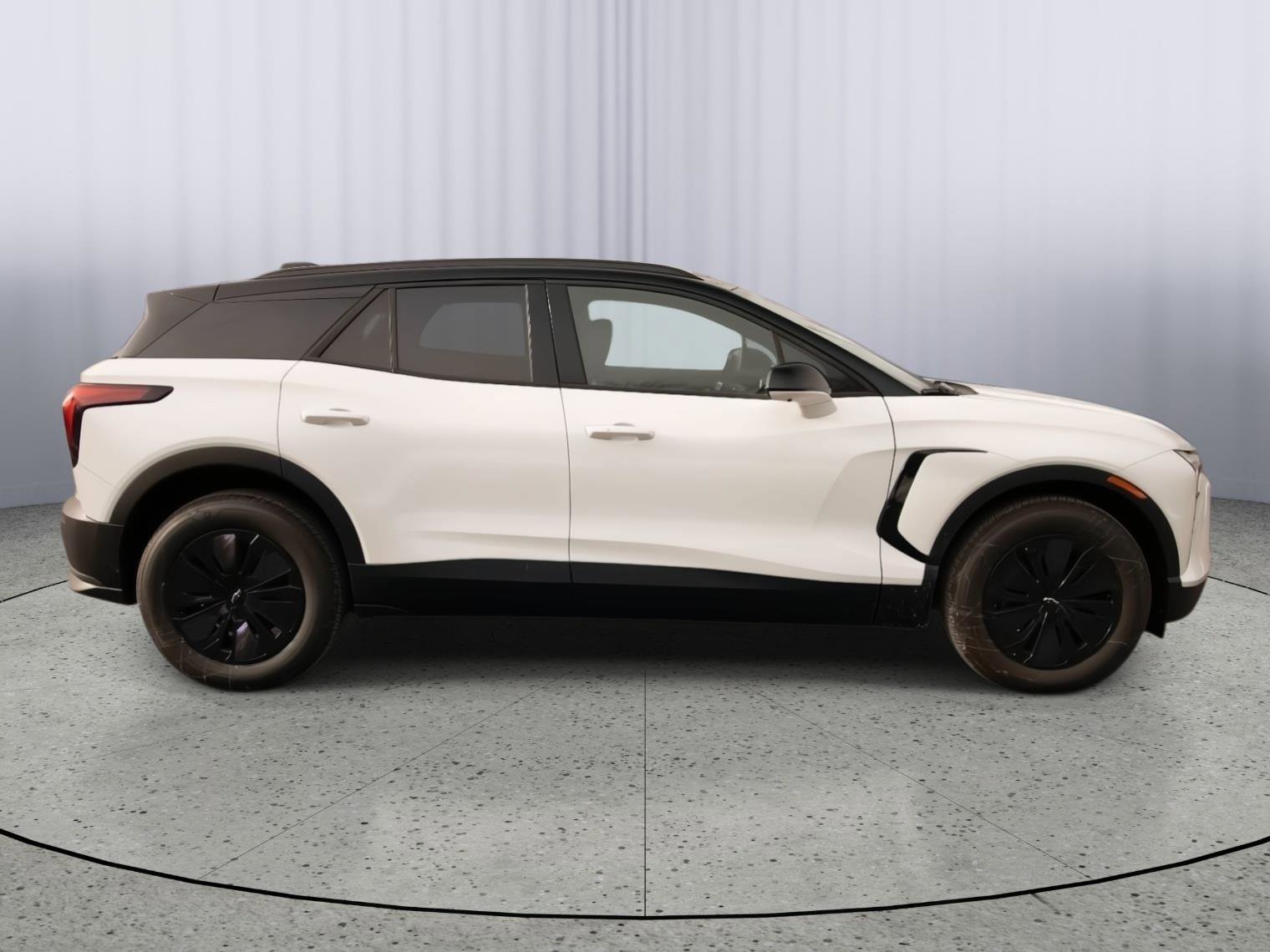 New 2026 Chevrolet Blazer EV LT image 8