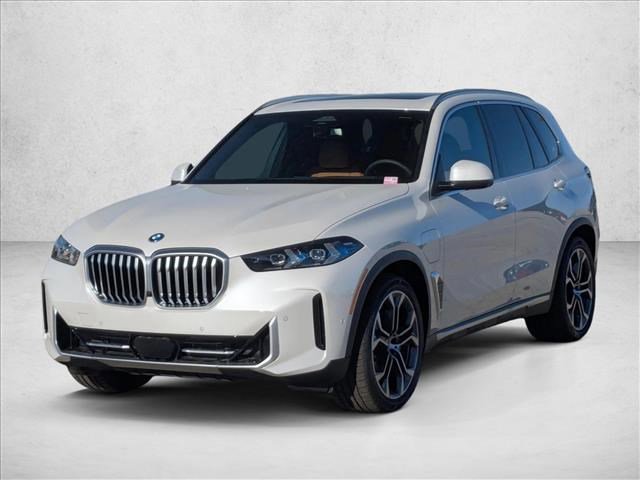 New 2026 BMW X5 xDrive50e w/ Executive Package