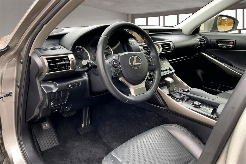 Used 2014 Lexus IS 250 AWD image 16