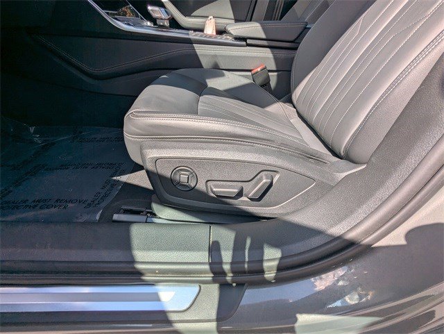 Used 2024 Audi A6 Premium Plus image 18