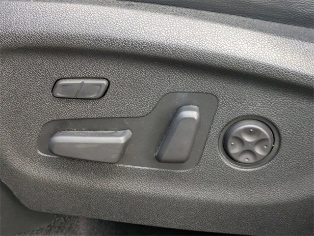 Used 2019 Kia Sorento SX image 23