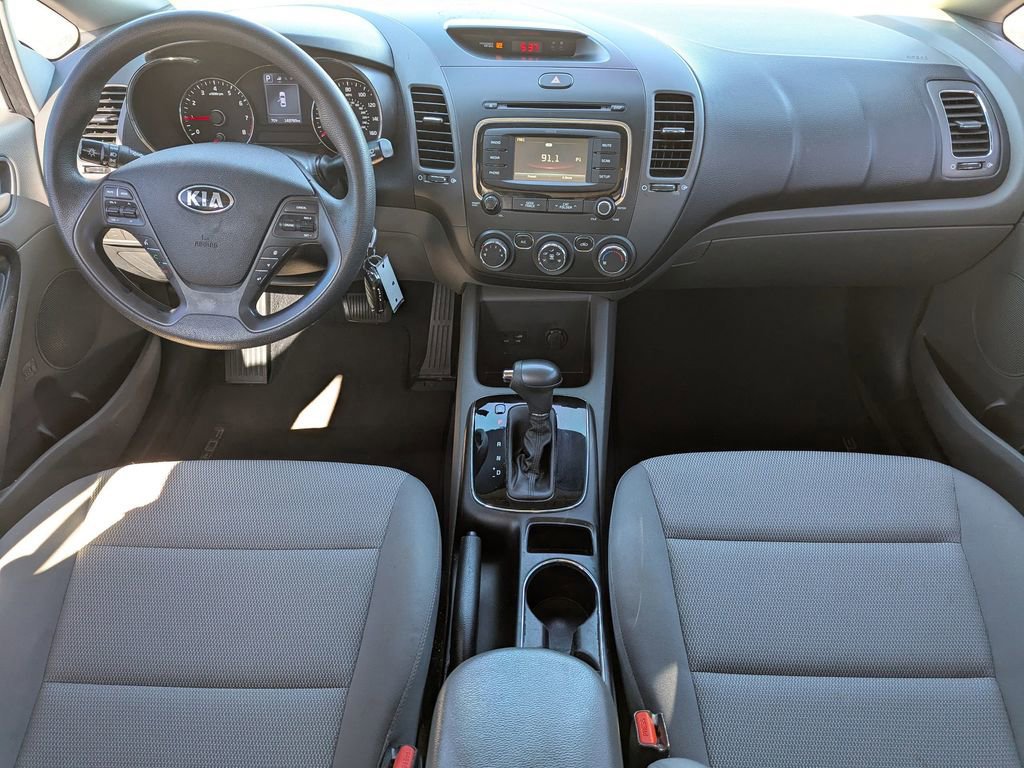 Used 2018 Kia Forte LX w/ LX Rear Camera Package image 10