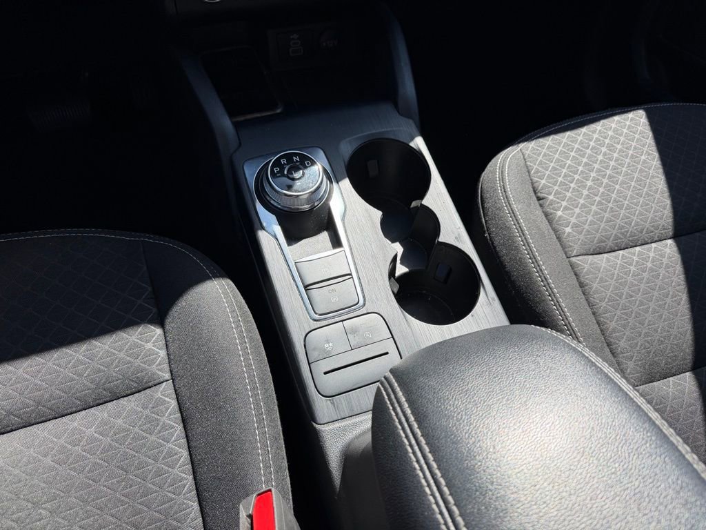 Used 2025 Ford Escape Active AWD/4WD image 16