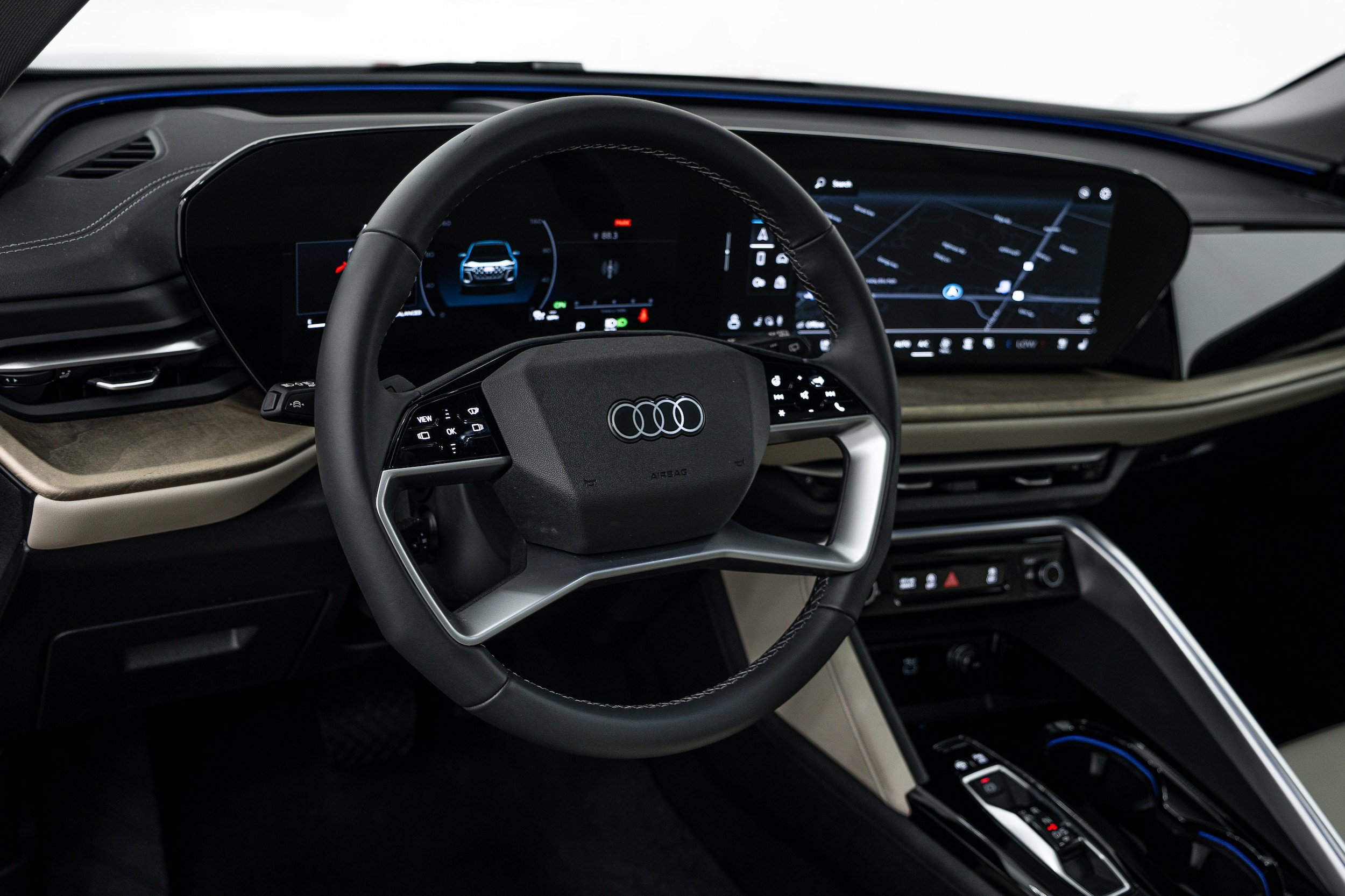 Used 2025 Audi Q5 Premium Plus w/ Premium Plus AWD/4WD image 11
