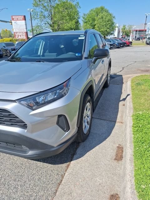 Used 2019 Toyota RAV4 LE w/ All Weather Liner Package AWD/4WD image 7