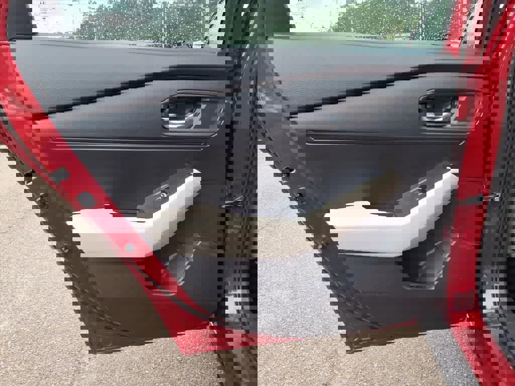 Used 2023 Honda Accord LX image 9