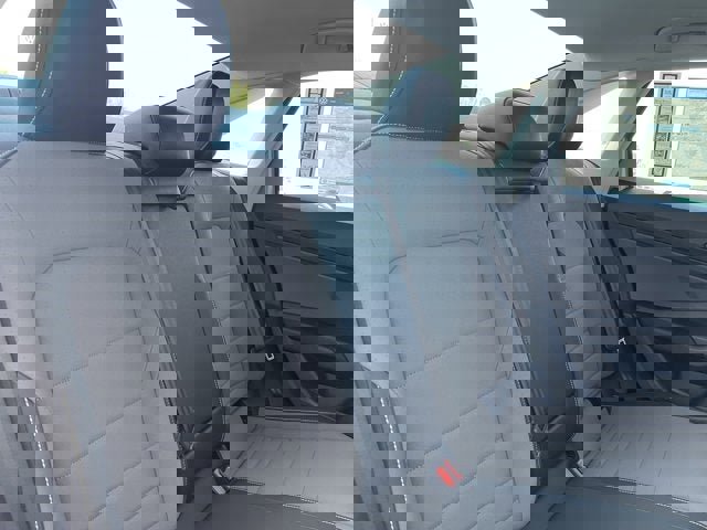 New 2025 Volkswagen Jetta SE image 39