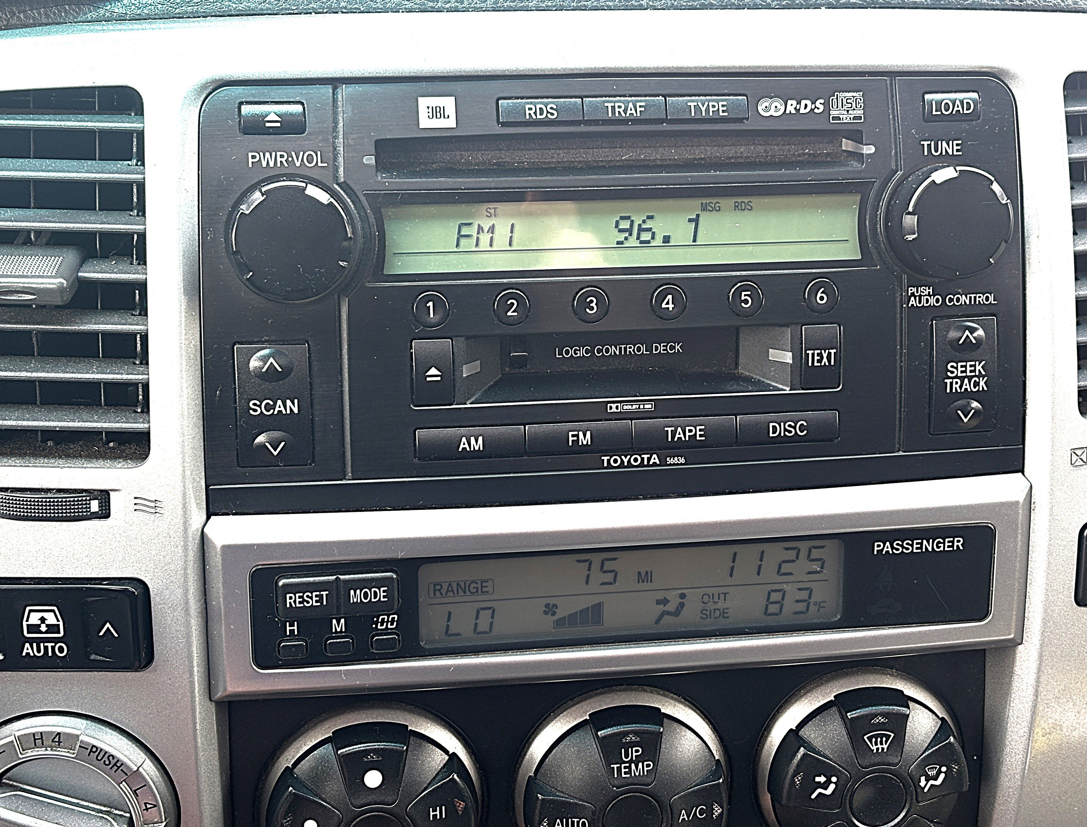 Used 2004 Toyota 4Runner Sport image 22