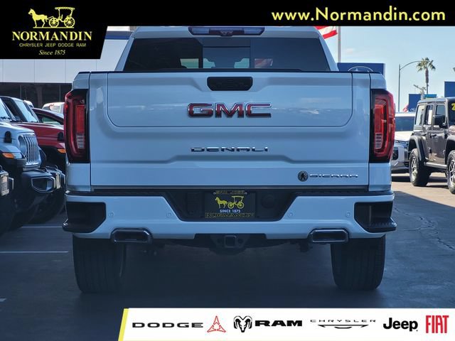 Used 2024 GMC Sierra 1500 Denali w/ Technology Package AWD/4WD image 4