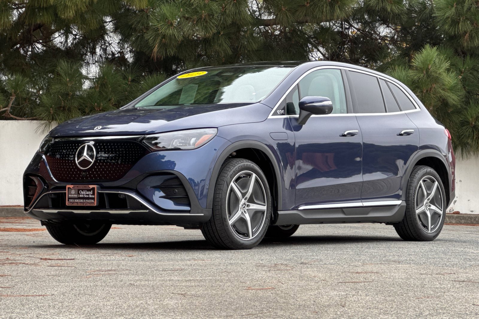 Certified 2023 Mercedes-Benz EQE 500 4MATIC SUV image 9