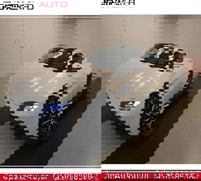 Used 2019 Aston Martin V8 Vantage Coupe