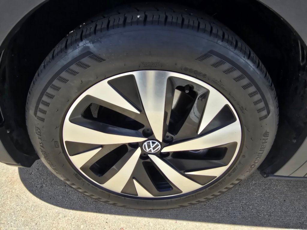 Used 2024 Volkswagen ID.4 2WD image 10