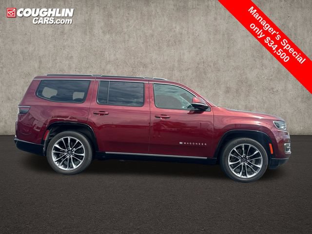 Used 2022 Jeep Wagoneer Series III w/ Premium Group I AWD/4WD image 9