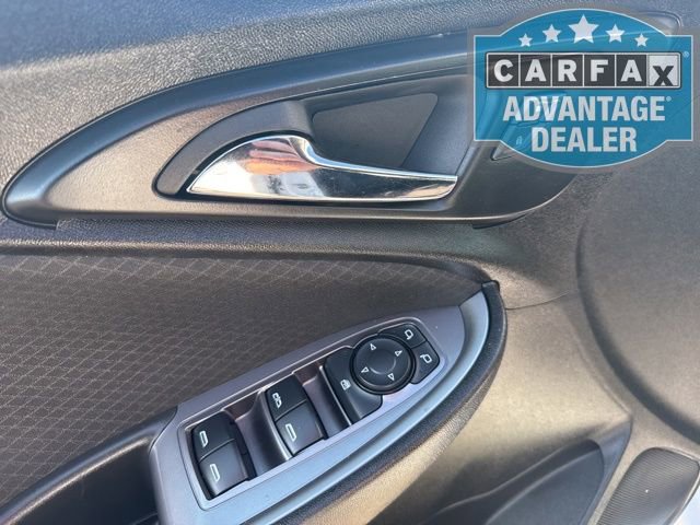 Used 2024 Chevrolet Malibu LT image 8