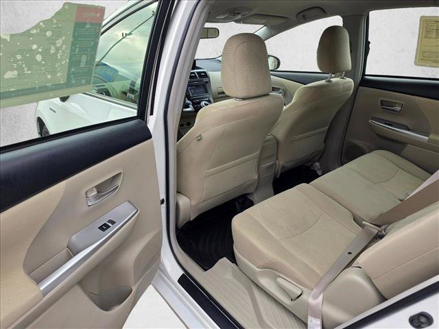 Used 2014 Toyota Prius V Two FWD image 10